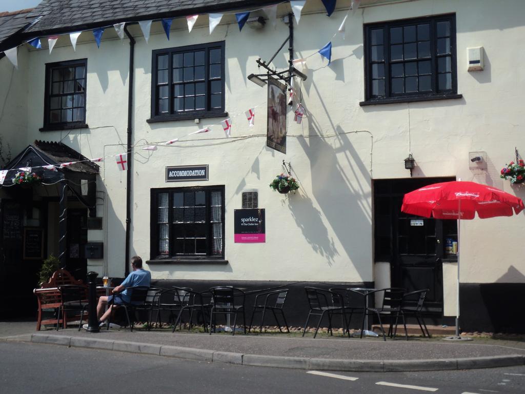 Ostler Inn Uffculme Bagian luar foto